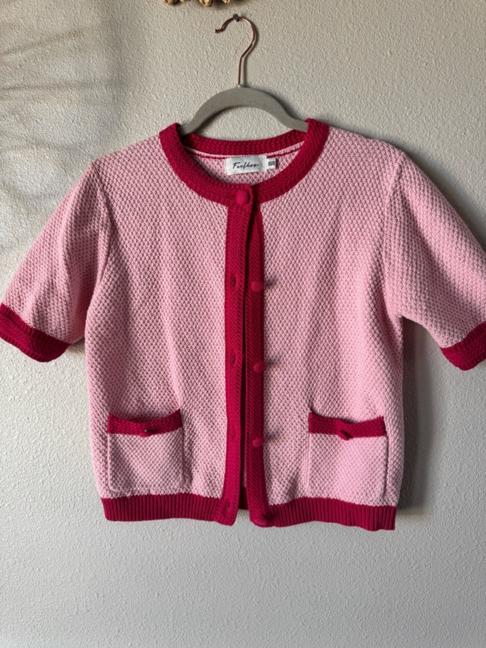 Pink & Hot Pink Knit Woven Cropped. Cardigan. Size XS